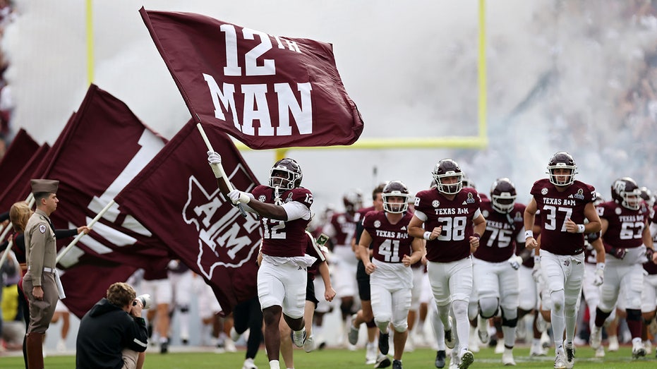 Five-star Texas A&M offensive line commit gets torched on social media for awkward hat ritual Newcastle Accountants